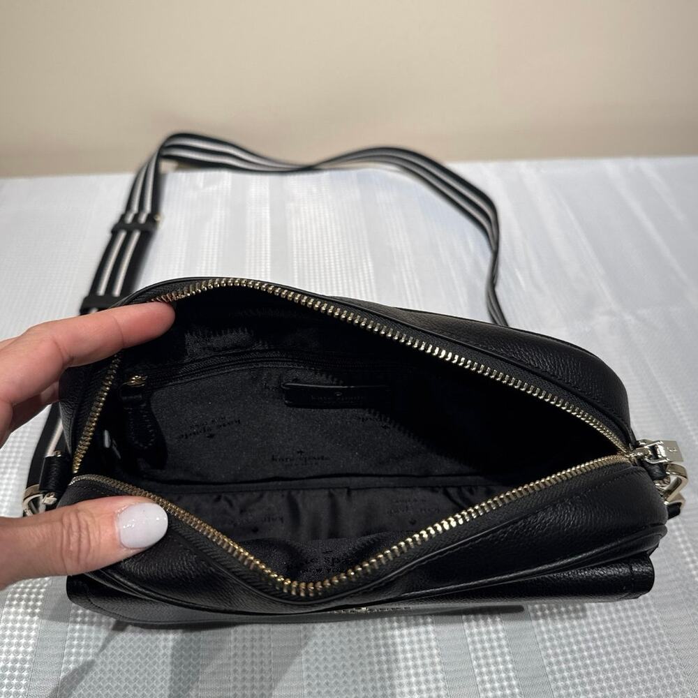 Kate Spade New York Rosie pebbled leather flap camera bag purse in black - Picture 4 of 14